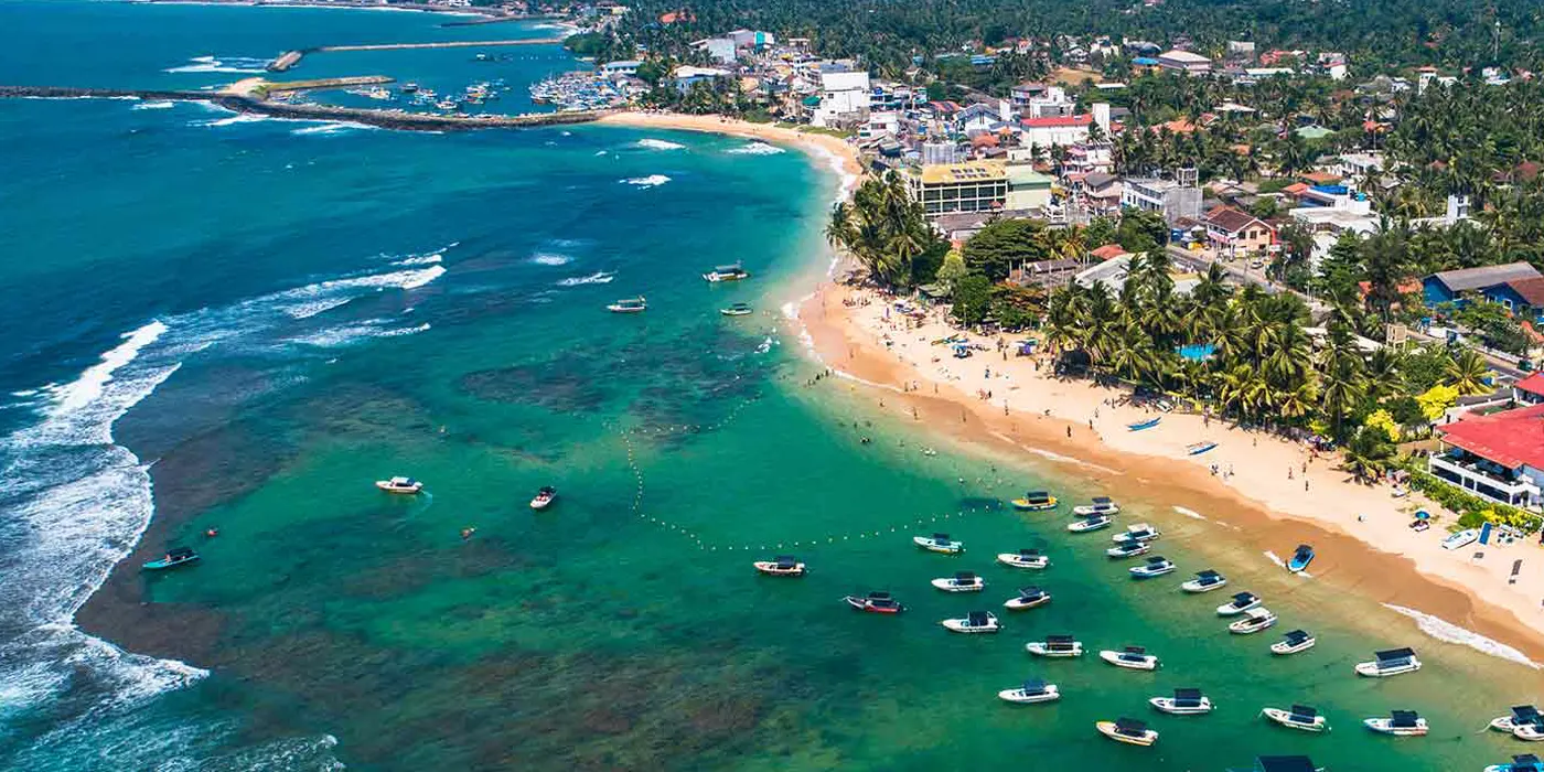 Familienfreundliche Strandaktivitäten in Sri Lanka Spaß, Sonne und Lächeln für alle